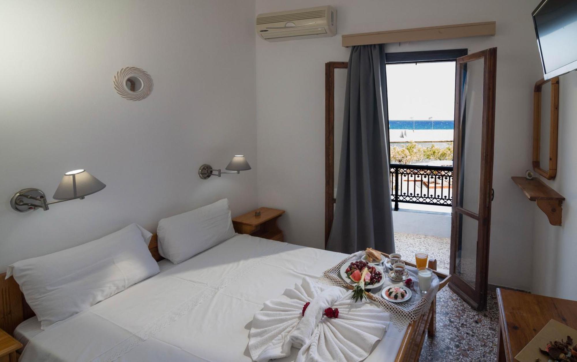Minoa Sea Rooms Tsoútsouros Pokoj fotografie